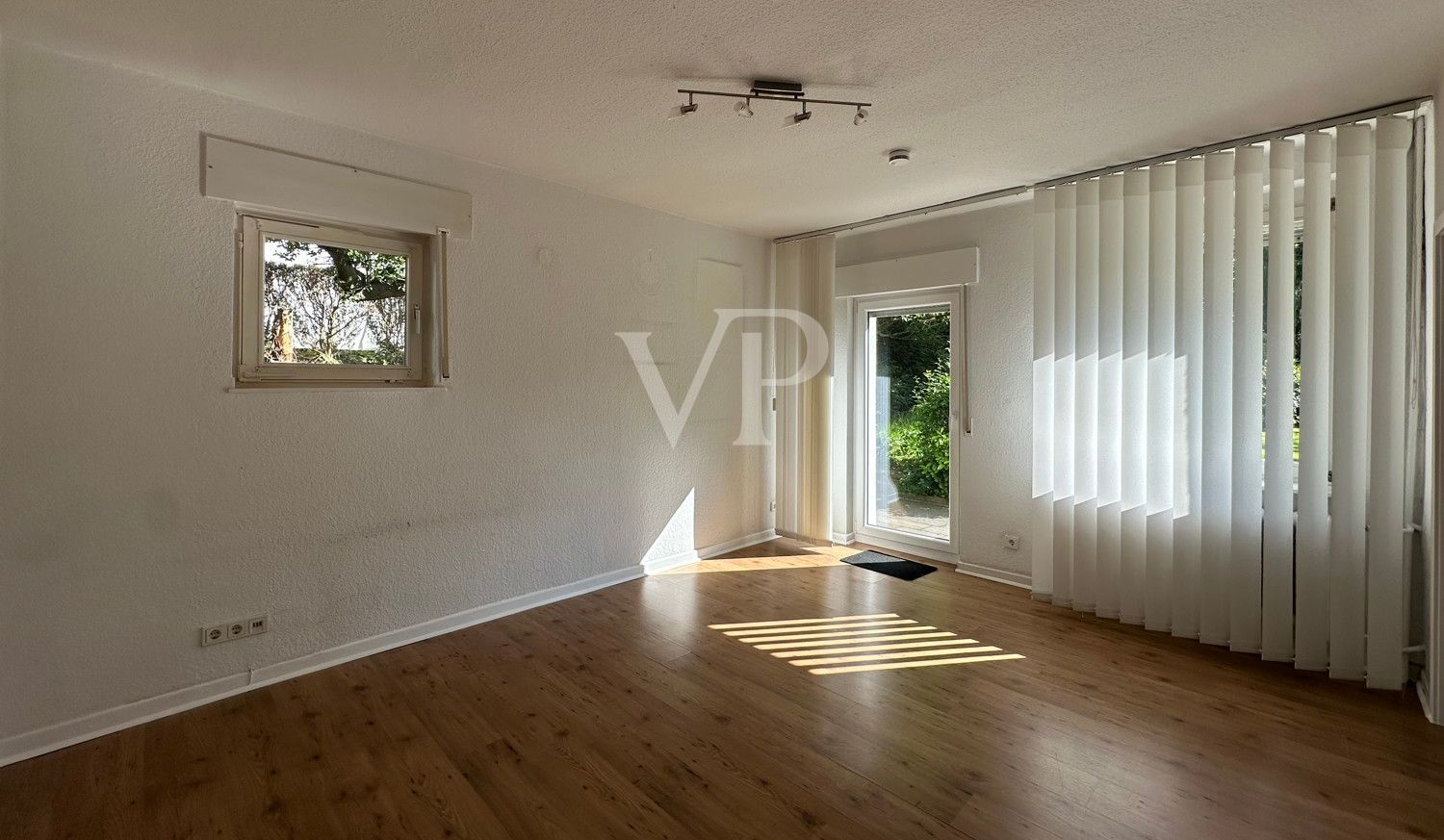 Wohnzimmer EG links