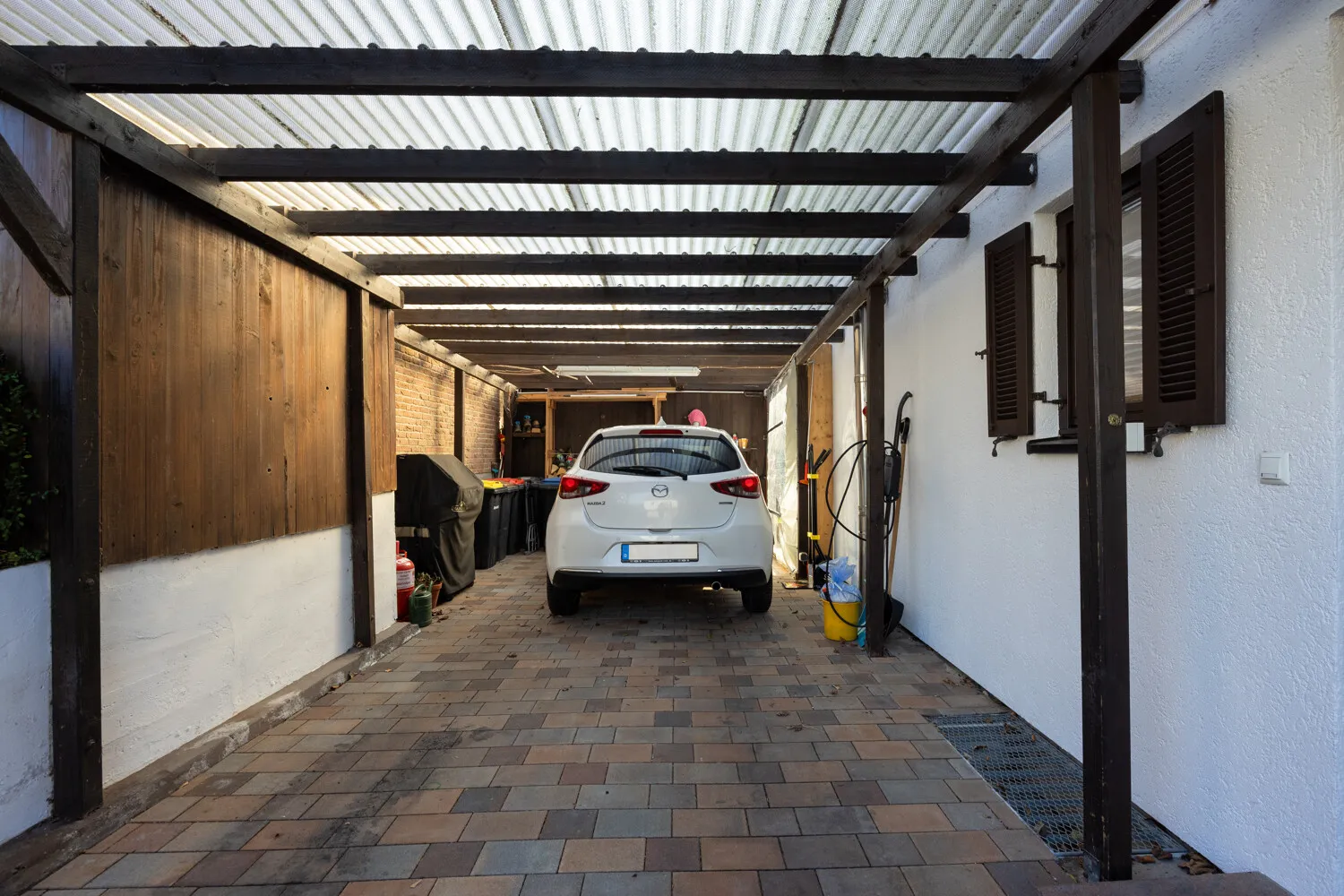 Carport