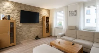 von_poll_real_estate_property_25250031_image_1