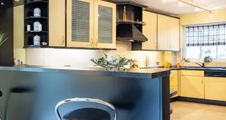 von_poll_real_estate_property_252500172_image_3