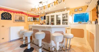 von_poll_real_estate_property_252500172_image_14