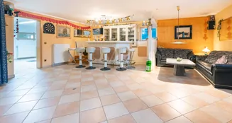 von_poll_real_estate_property_252500172_image_13