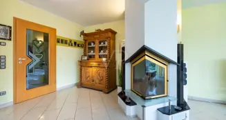 von_poll_real_estate_property_252500172_image_5