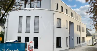 von_poll_real_estate_property_252500123_image_1