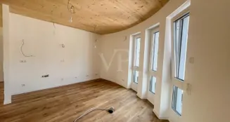 von_poll_real_estate_property_252500123_image_9