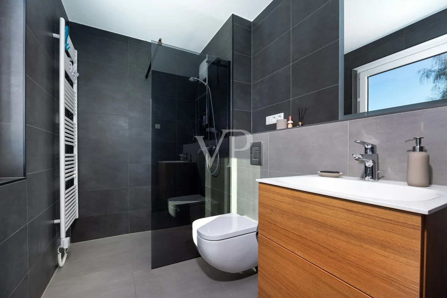 Badezimmer 2. OG.