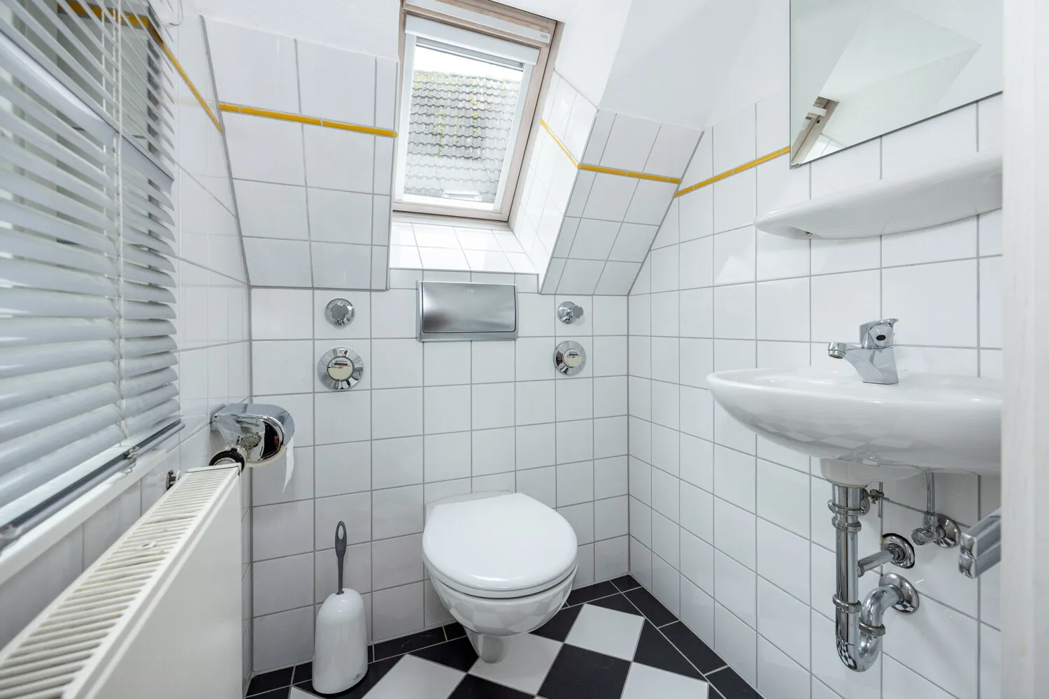 Badezimmer DG.