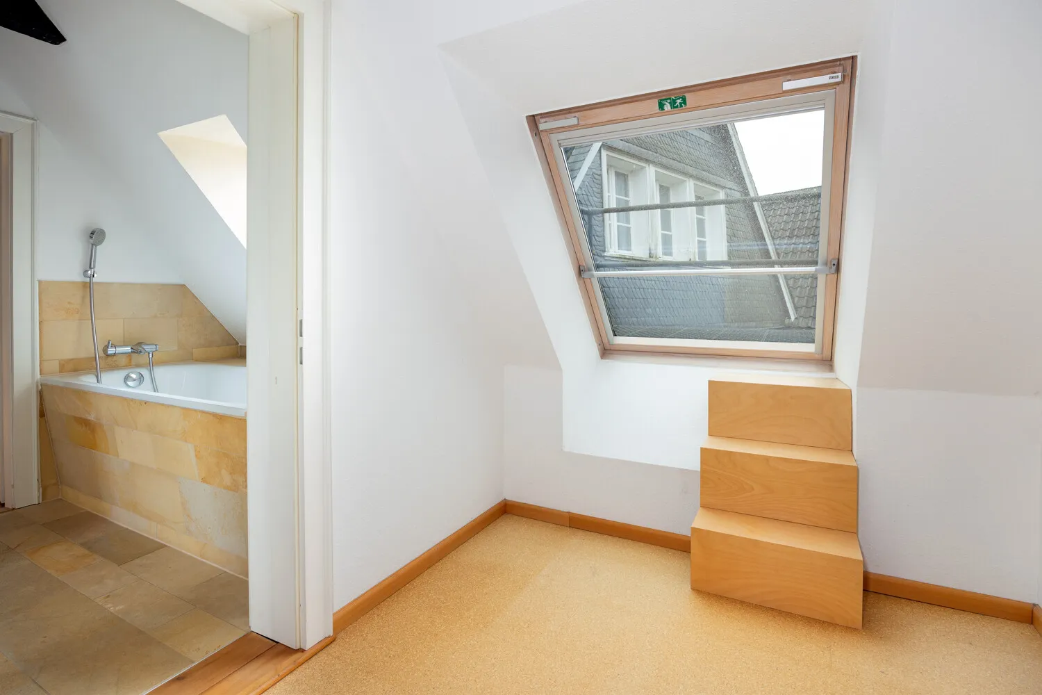 Dachbalkonfenster