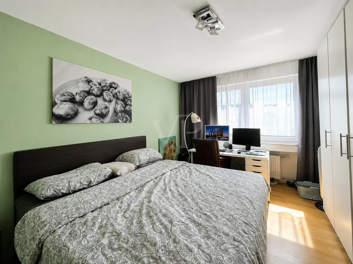 Schlafzimmer 1. OG.