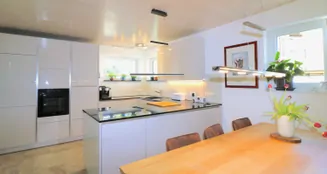 von_poll_real_estate_property_25328122_image_9