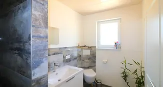 von_poll_real_estate_property_25328122_image_10