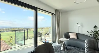 von_poll_real_estate_property_25328130(4)_image_1