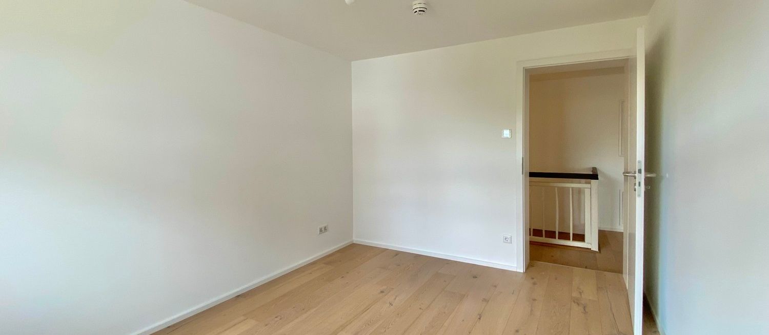 Schlafzimmer 4