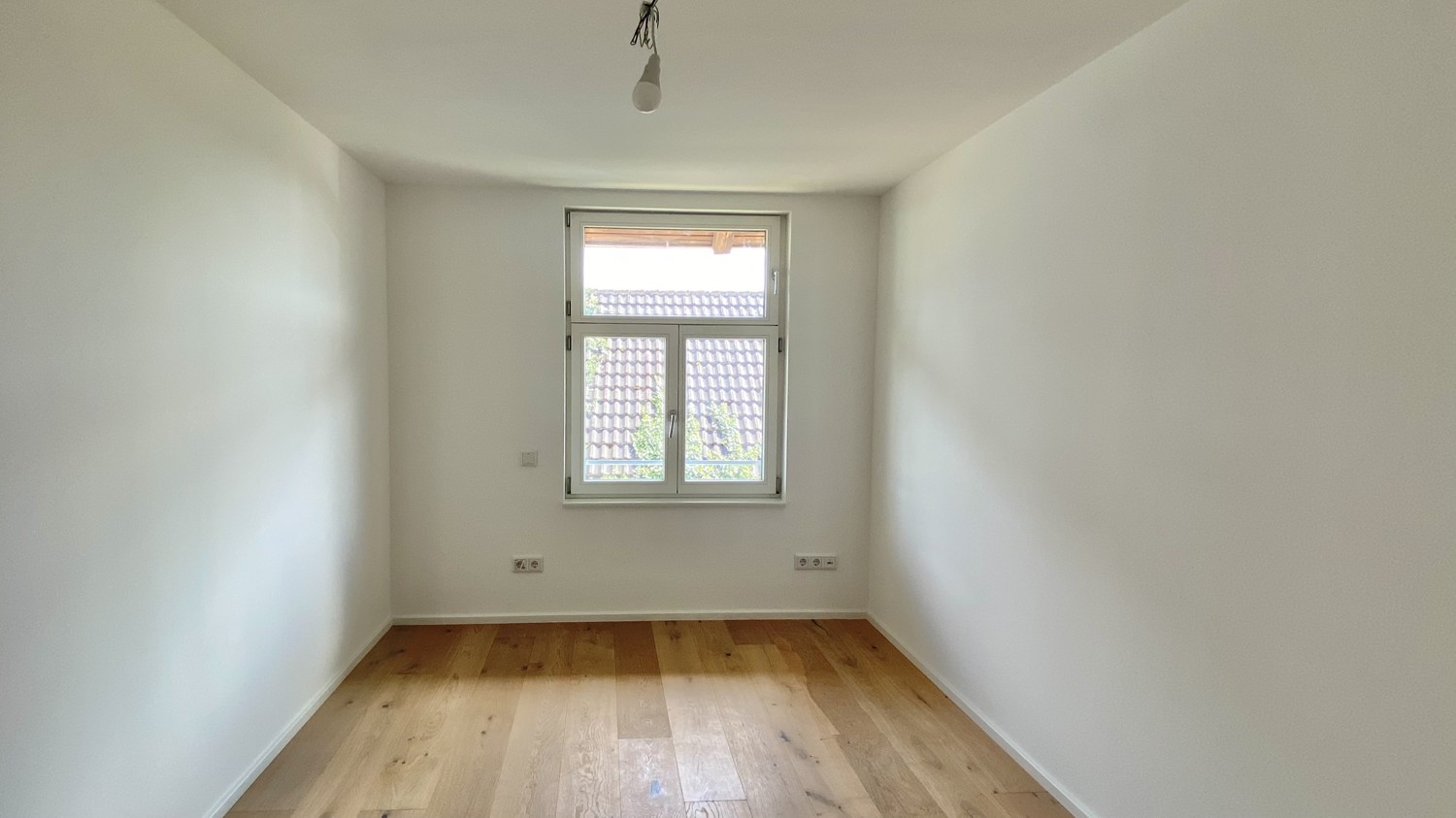 Schlafzimmer 4