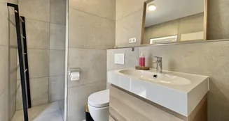 von_poll_real_estate_property_25328135_image_14