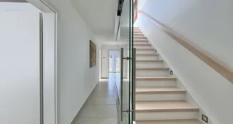 von_poll_real_estate_property_25328135_image_7