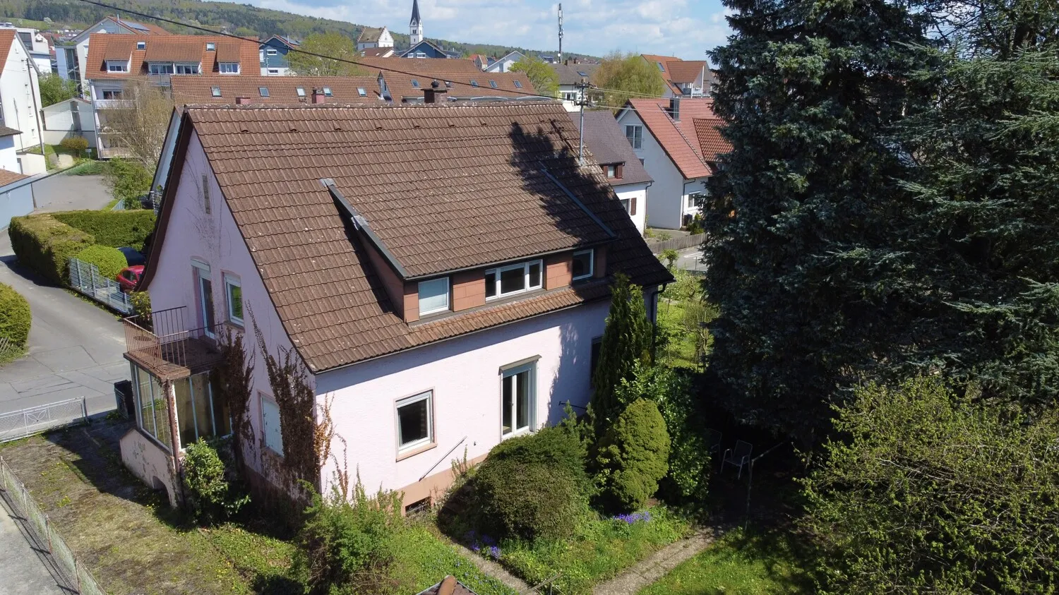 Hausansicht/Garten