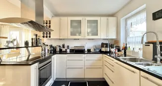 von_poll_real_estate_property_26328100_image_5