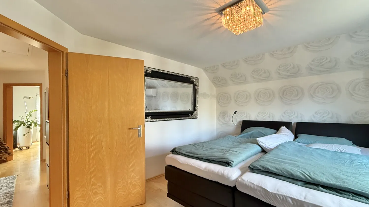 Schlafzimmer (OG)