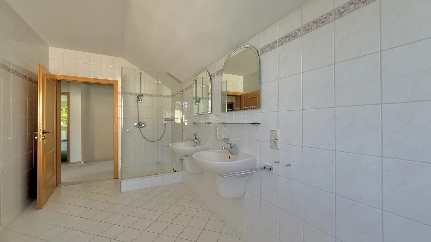 Badezimmer OG