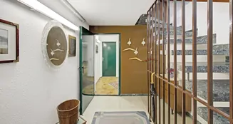 von_poll_real_estate_property_25212002_image_17