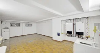 von_poll_real_estate_property_25212002_image_18