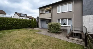 von_poll_real_estate_property_25212009_image_4