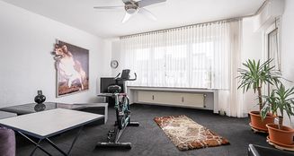 von_poll_real_estate_property_25212009_image_14