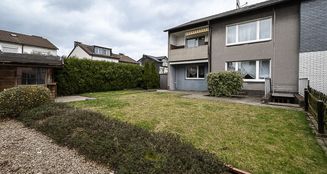 von_poll_real_estate_property_25212009_image_5