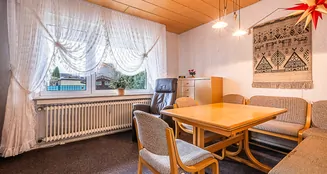 von_poll_real_estate_property_25212009_image_10