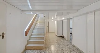 von_poll_real_estate_property_25212008_image_13