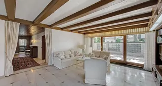 von_poll_real_estate_property_25212008_image_3