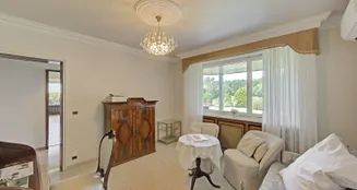 von_poll_real_estate_property_25212008_image_12