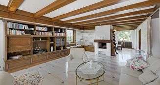 von_poll_real_estate_property_25212008_image_8