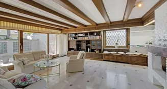 von_poll_real_estate_property_25212008_image_5