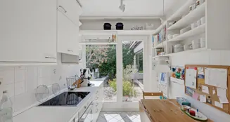 von_poll_real_estate_property_25212014_image_12