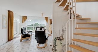von_poll_real_estate_property_25212013_image_6