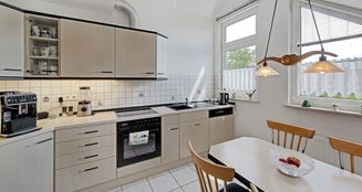 von_poll_real_estate_property_25212013_image_4