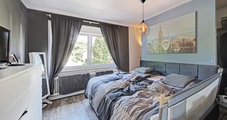 von_poll_real_estate_property_25212010_image_9
