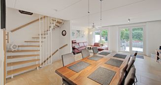 von_poll_real_estate_property_25212015_image_6