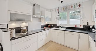 von_poll_real_estate_property_25212015_image_8