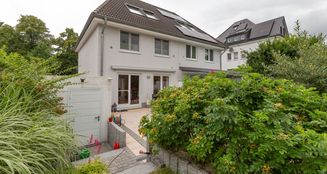 von_poll_real_estate_property_25212015_image_1