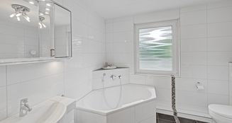 von_poll_real_estate_property_25212015_image_9