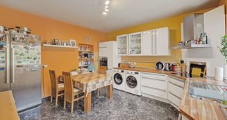 von_poll_real_estate_property_25212016_image_3