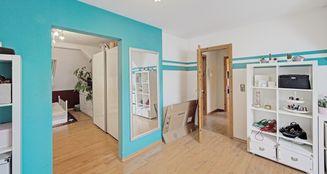 von_poll_real_estate_property_25212016_image_16