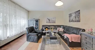 von_poll_real_estate_property_25212016_image_8