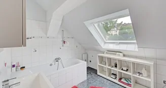 von_poll_real_estate_property_25212016_image_12