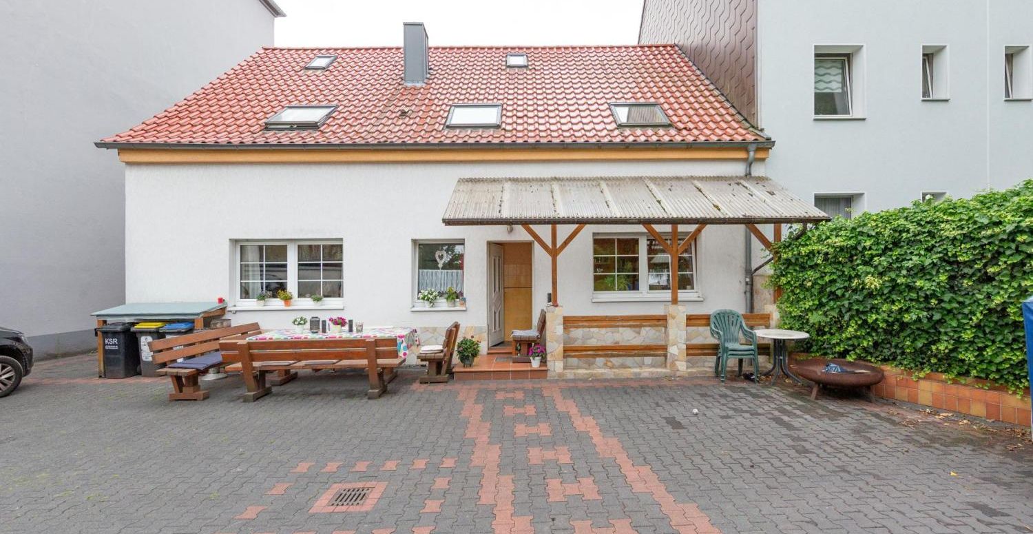 VON POLL IMMOBILIEN