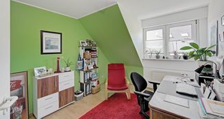 von_poll_real_estate_property_25212012_image_12