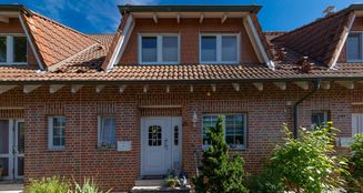 von_poll_real_estate_property_25212012_image_18